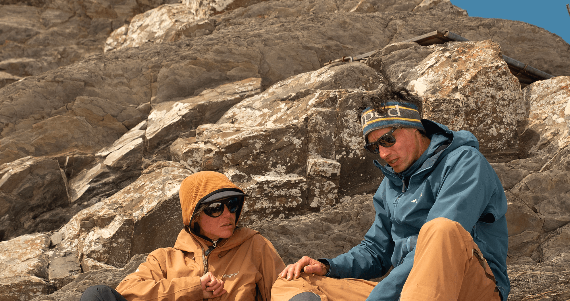 Quelle veste choisir pour vos randonnées ? Softshell, Hardshell ou Coupe-vent ?