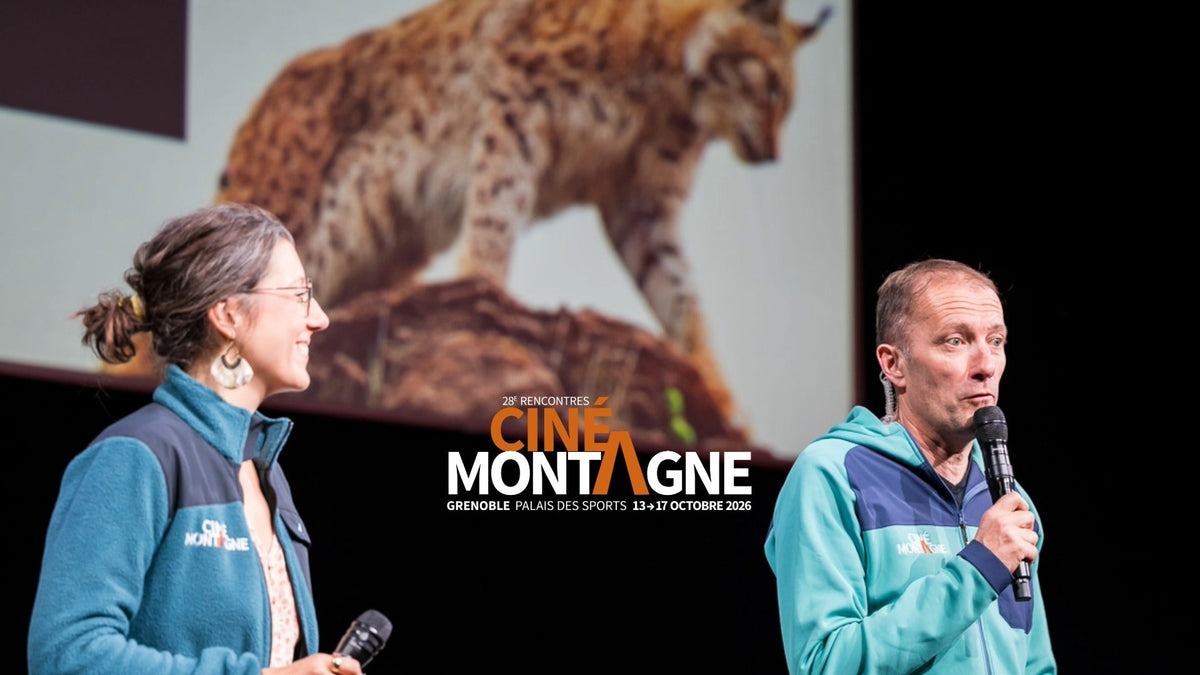 Rencontres Ciné Montagne face au grand écran du Palais des sports de Grenoble