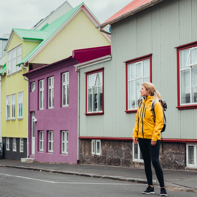 Exploration urbaine Femme