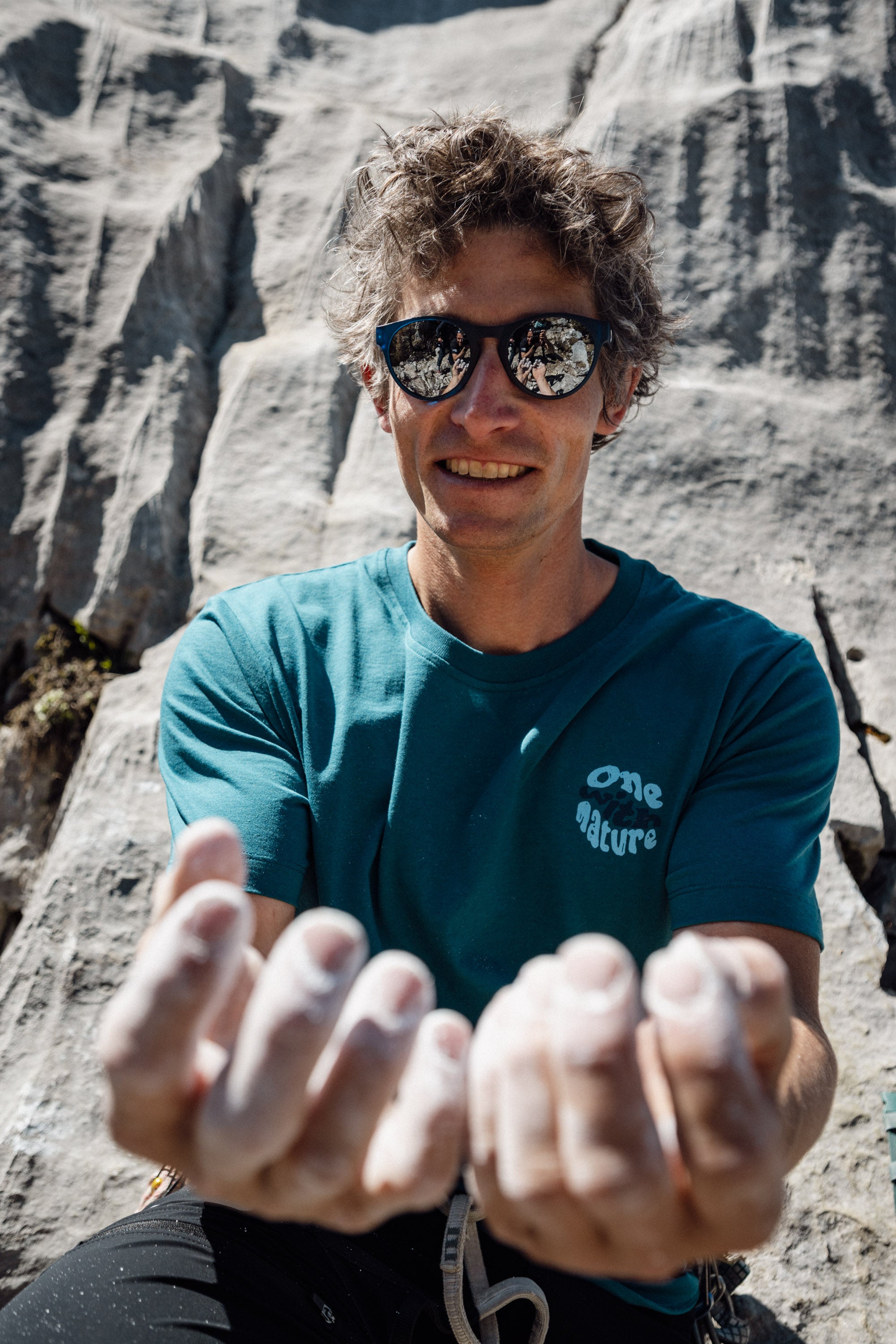 Homme en t-shirt Dove 150 Tools Lagoped, tenue décontractée pour le retour de rando