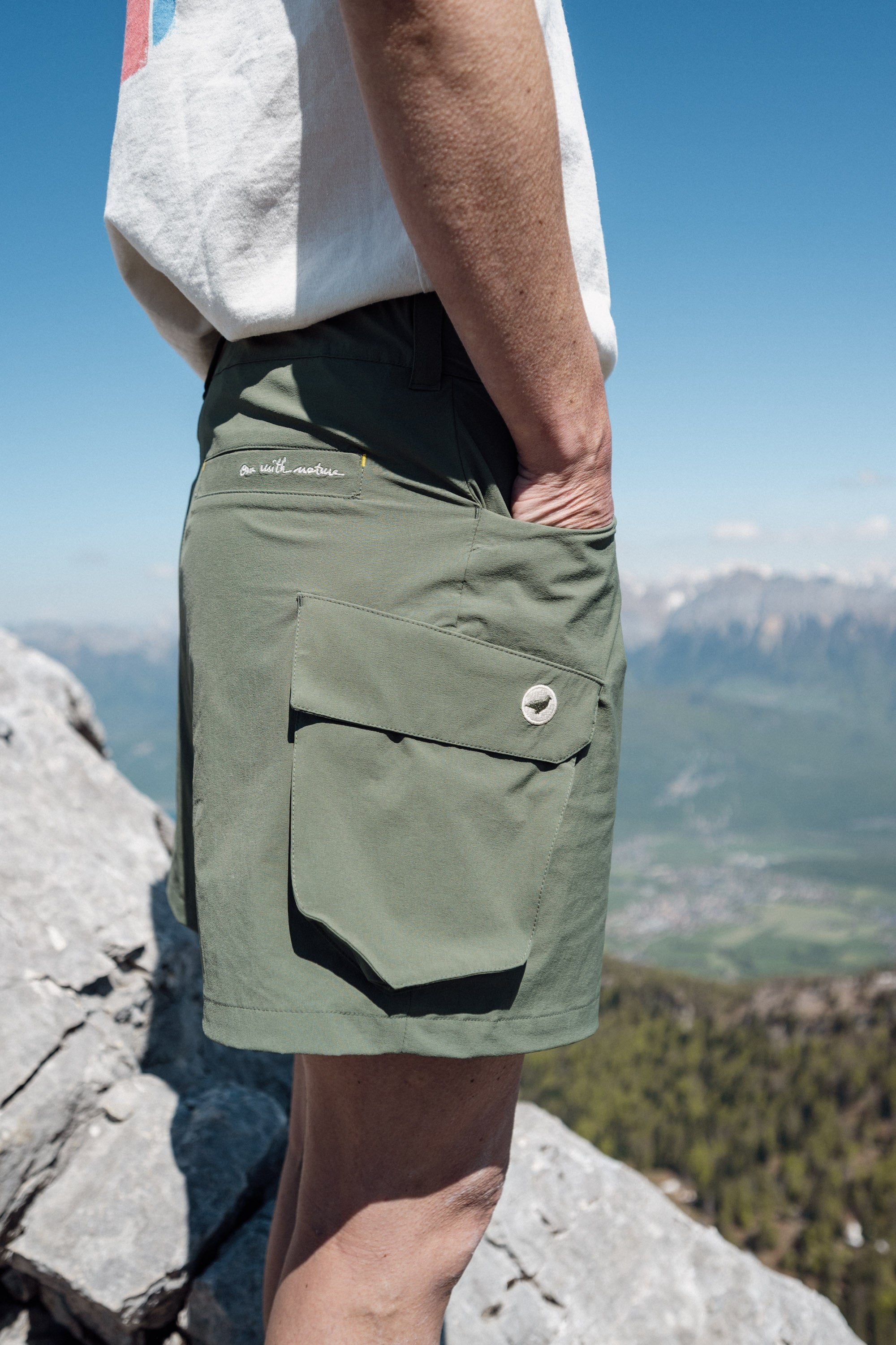 Détails du short Nyeles de rando Lagoped pour femme